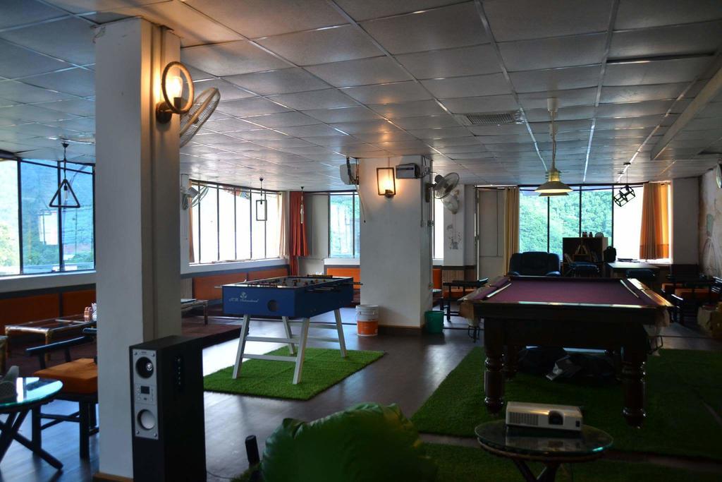 Akash Continental Otel Rishīkesh Dış mekan fotoğraf